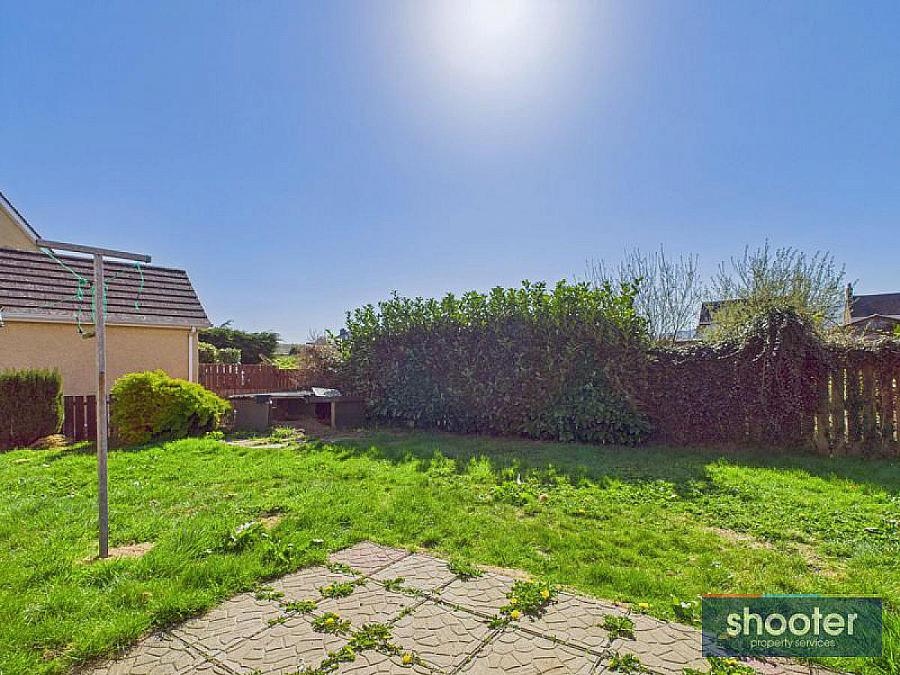 3 Brookview Close