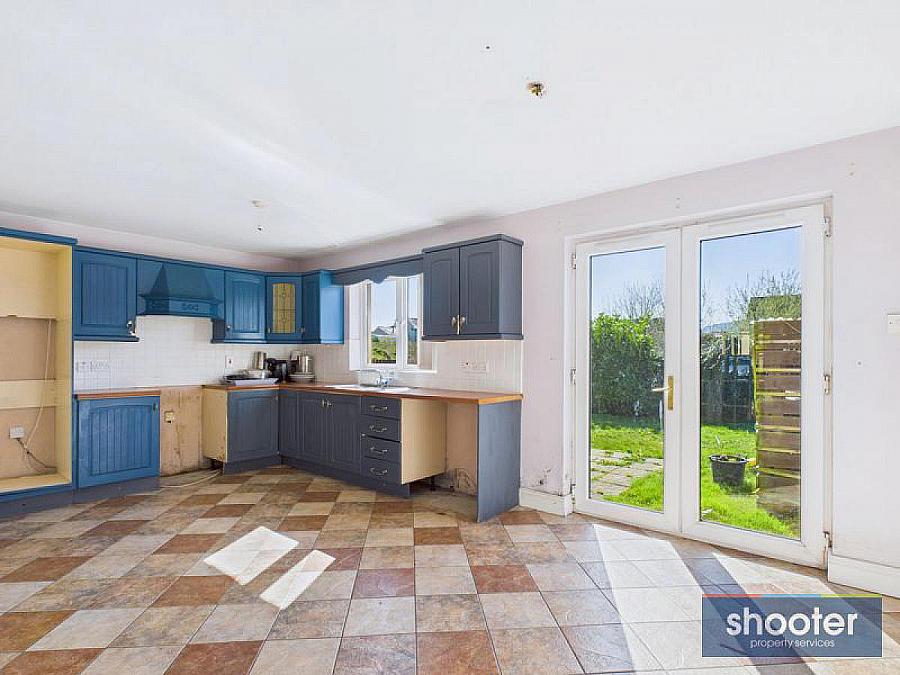 3 Brookview Close