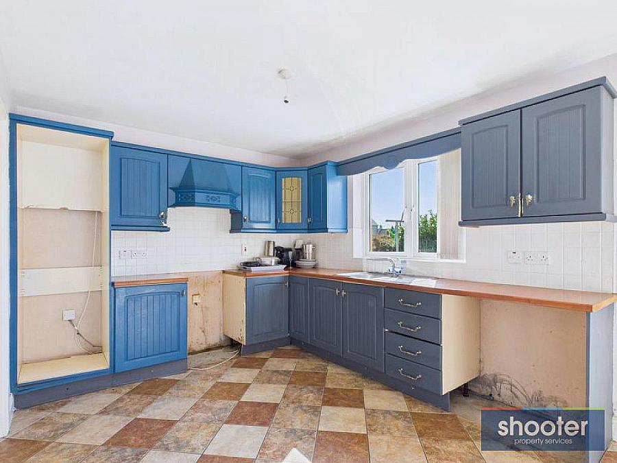 3 Brookview Close