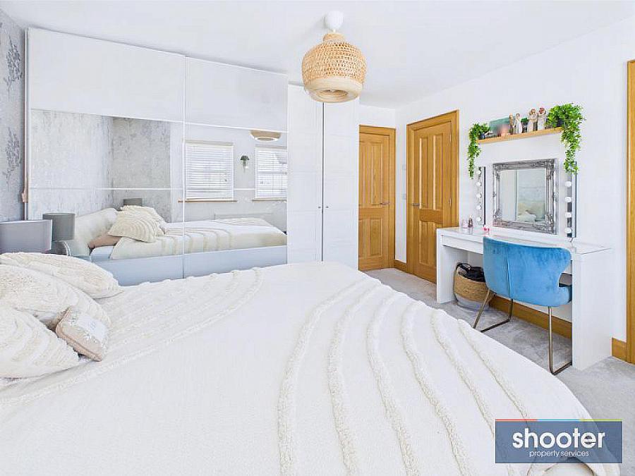 23 Heslips Court 23 Heslips Court
