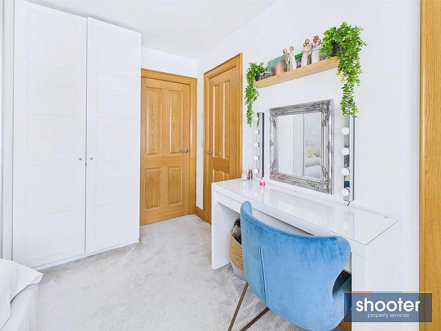 23 Heslips Court 23 Heslips Court