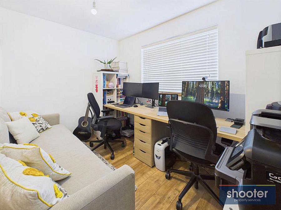 23 Heslips Court 23 Heslips Court