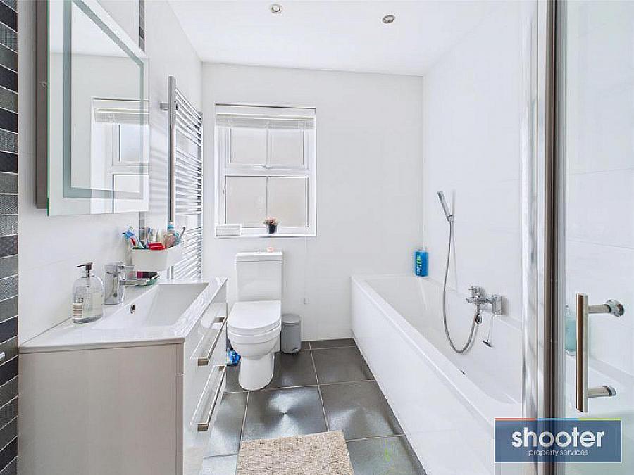 23 Heslips Court 23 Heslips Court