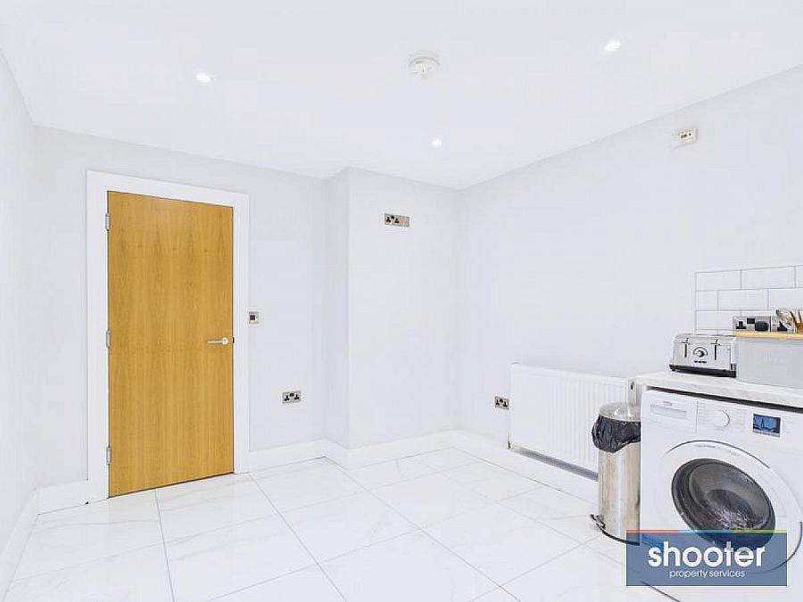 Apt 4 78 Canal Street