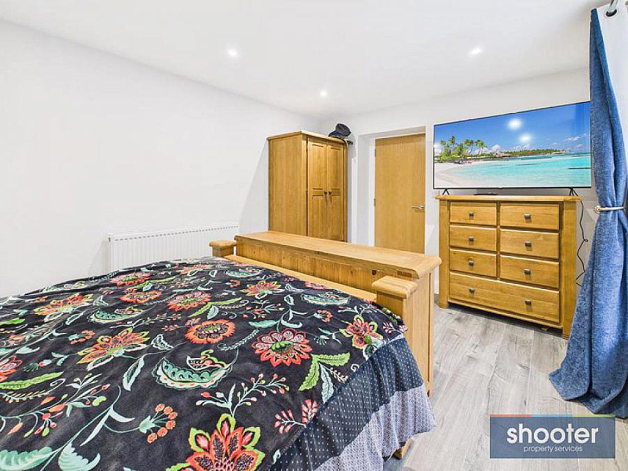 Apt 4 78 Canal Street