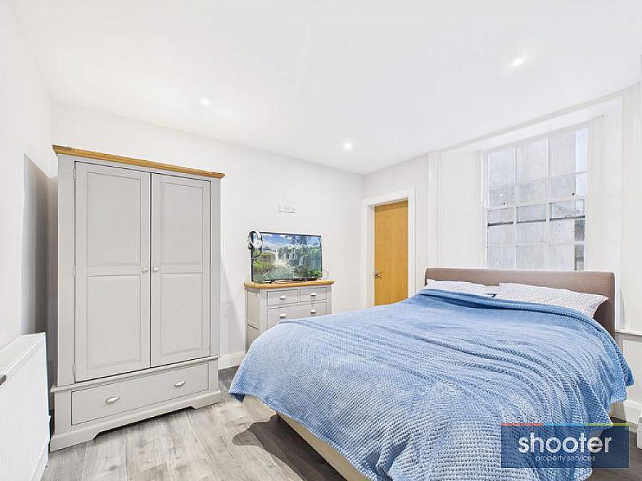 Apt 4 78 Canal Street