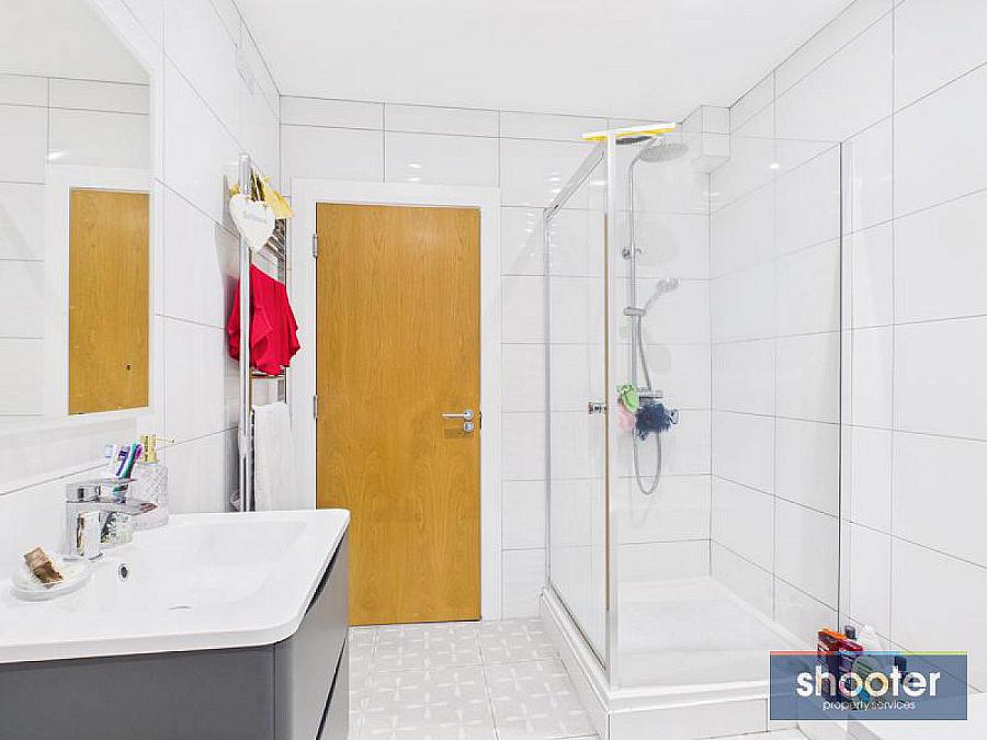 Apt 4 78 Canal Street