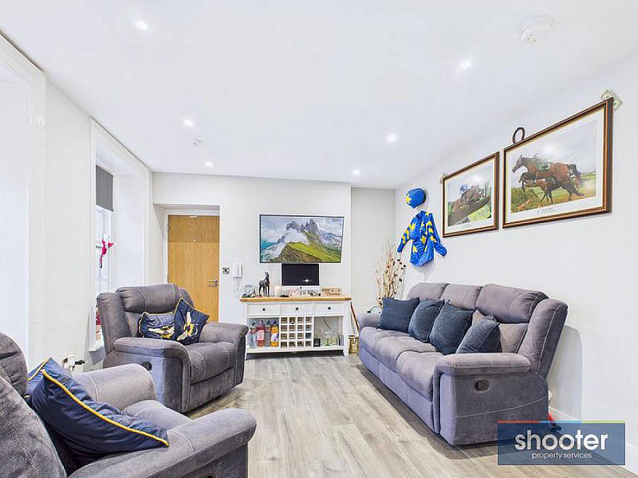 Apt 4 78 Canal Street