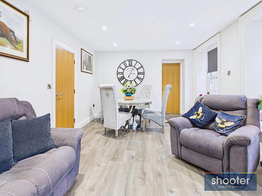 Apt 4 78 Canal Street