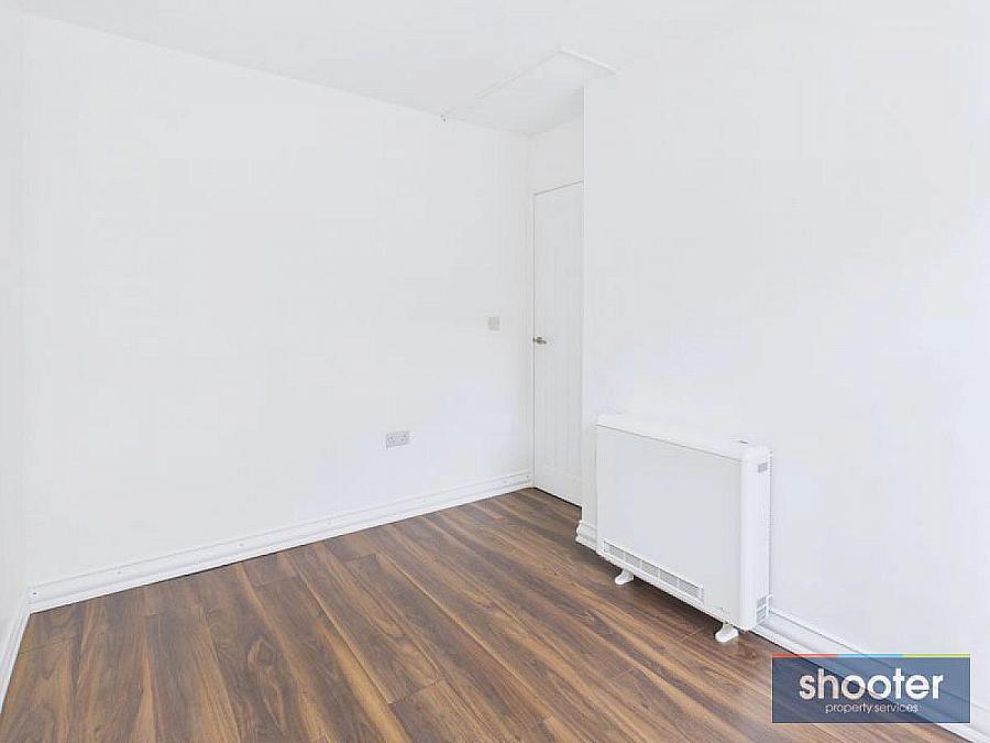 8a Cowan Street