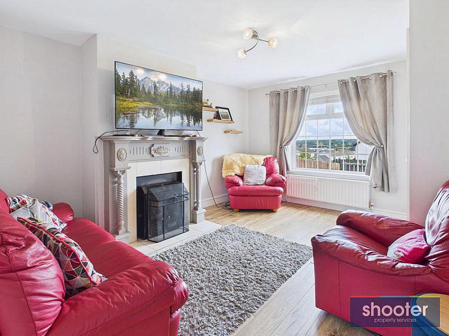 11 Springfarm Heights