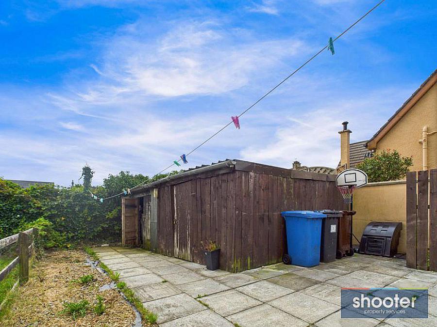 2 Brookview Close