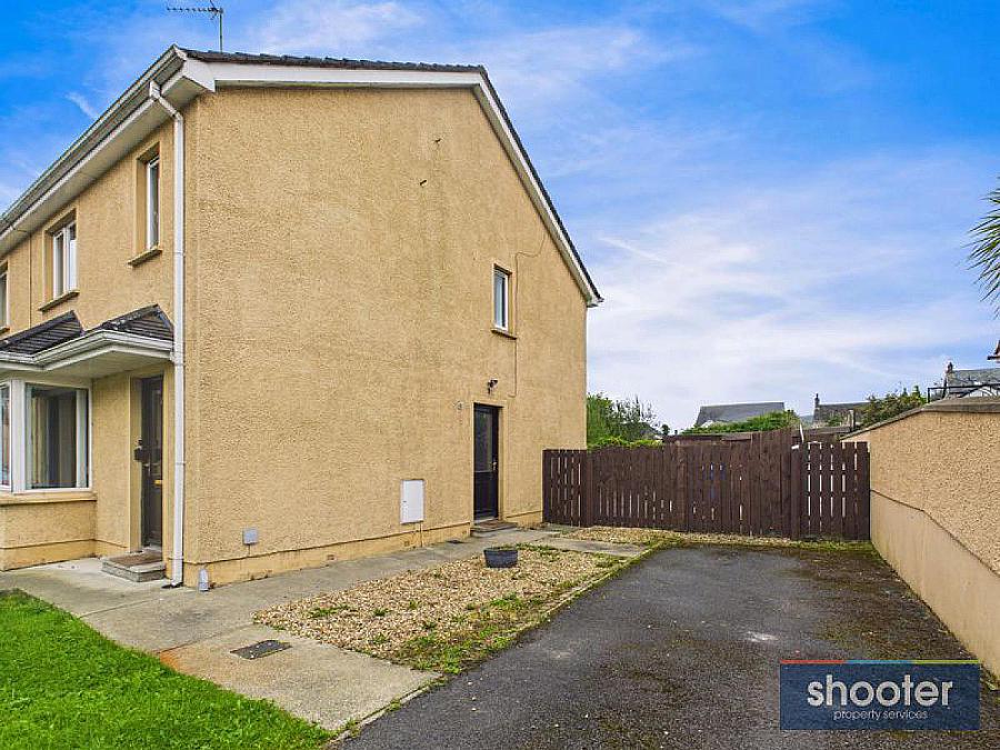 2 Brookview Close