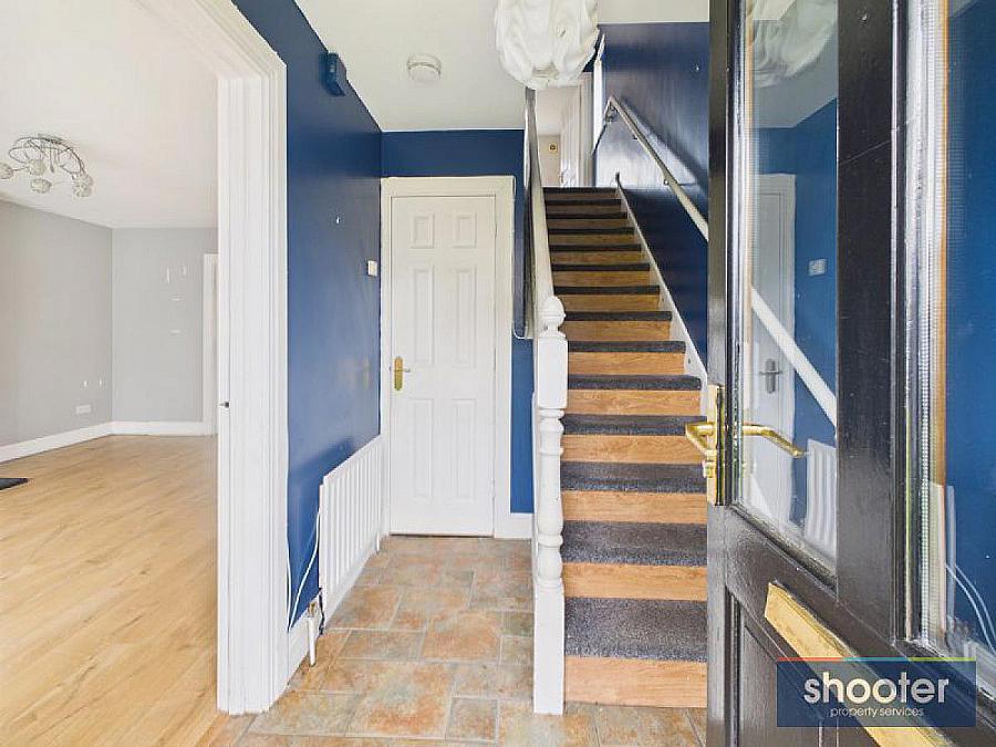 2 Brookview Close