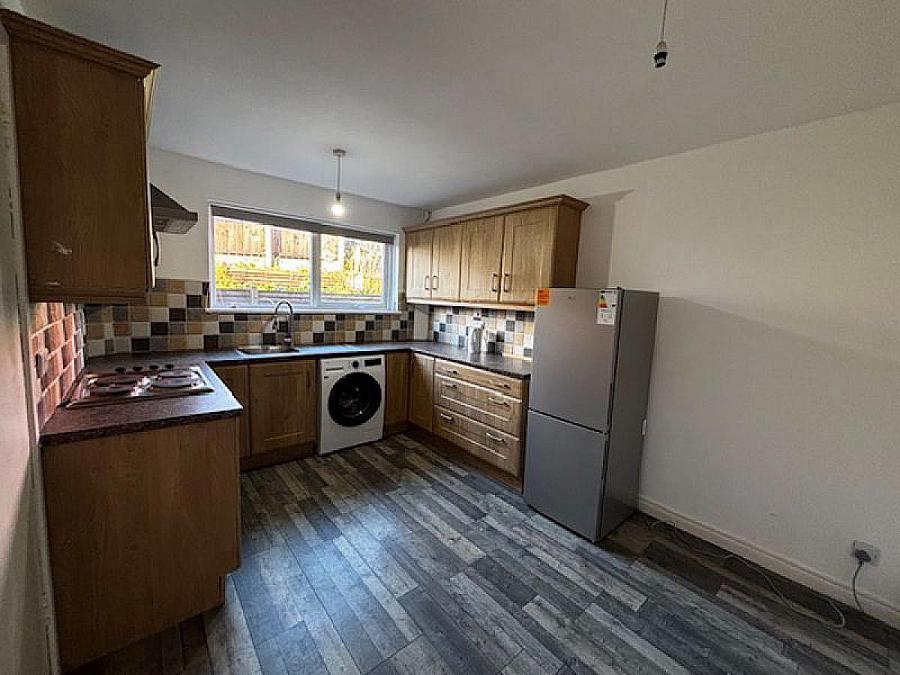 76 Parkhead Crescent