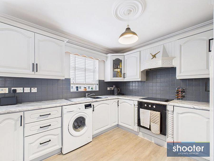 12 Blackthorn Grange