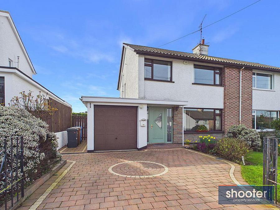 4 Beechmount Park