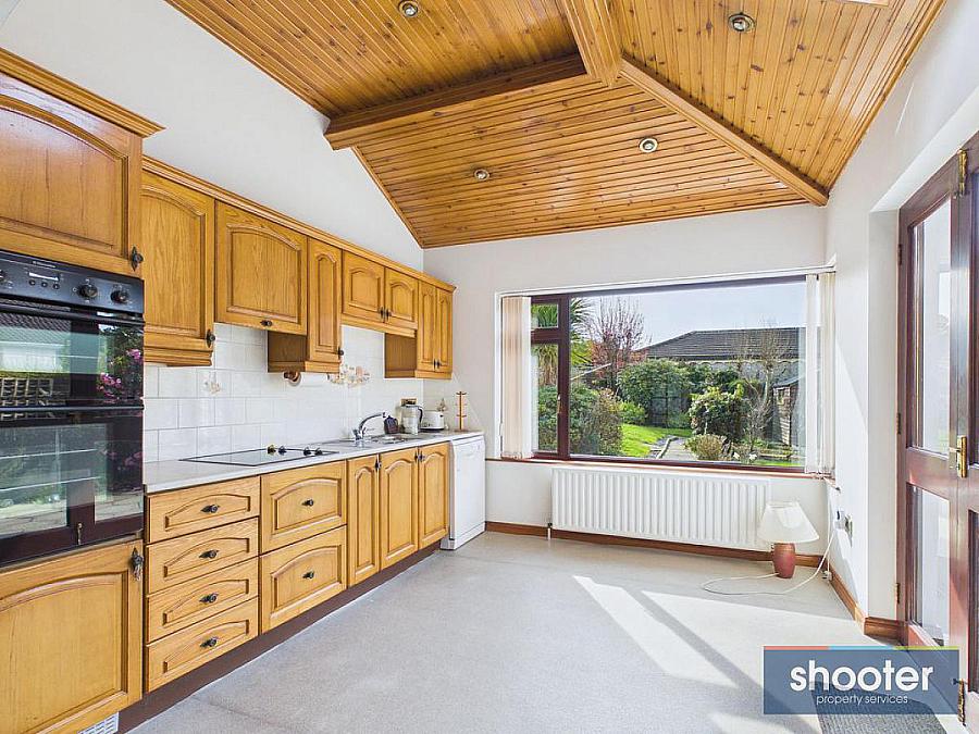 4 Beechmount Park