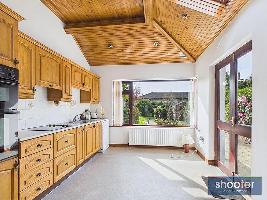 4 Beechmount Park