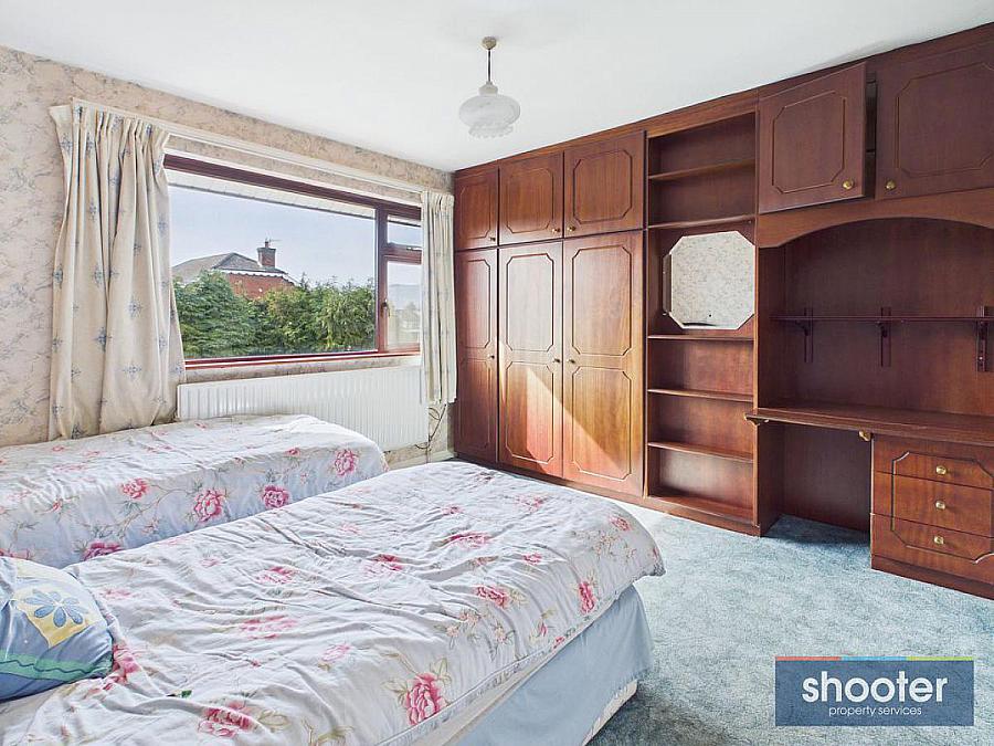 4 Beechmount Park