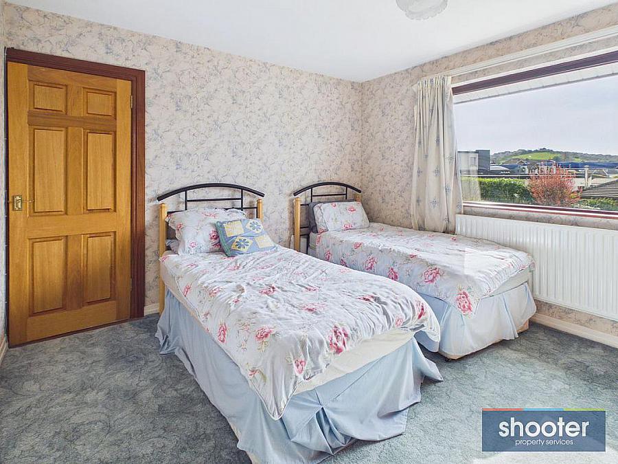 4 Beechmount Park