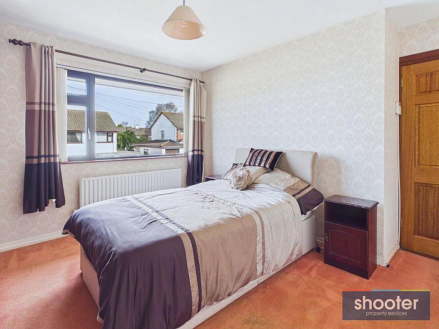 4 Beechmount Park