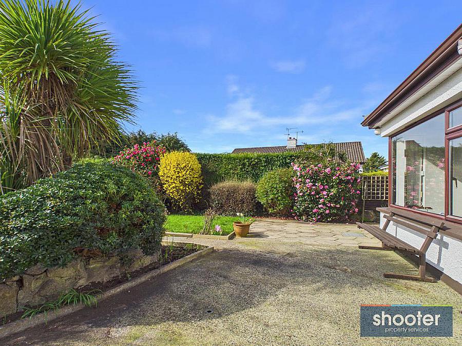 4 Beechmount Park