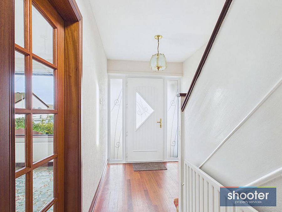 4 Beechmount Park