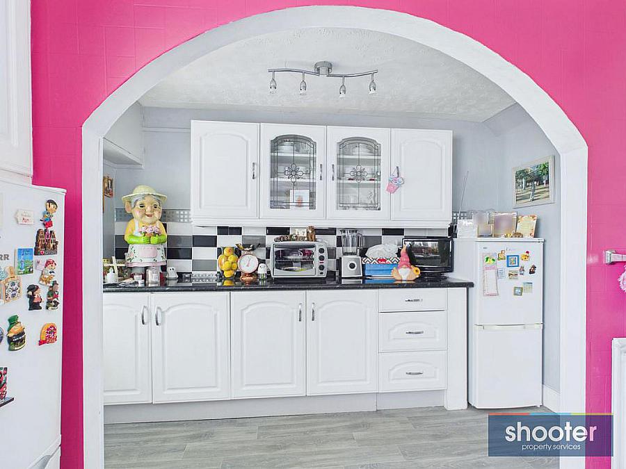 15 Violet Hill Avenue