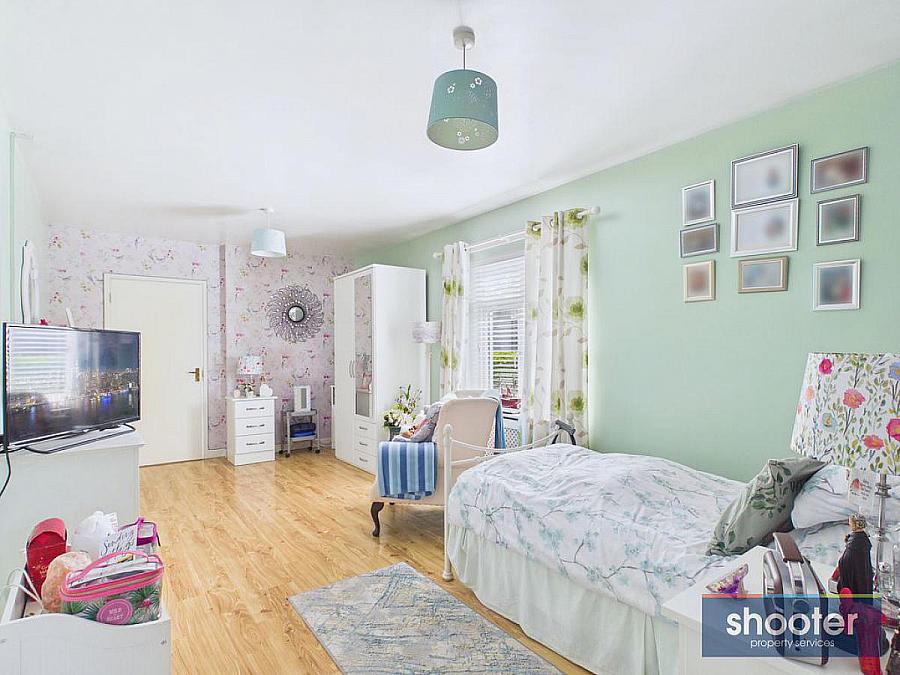 15 Violet Hill Avenue