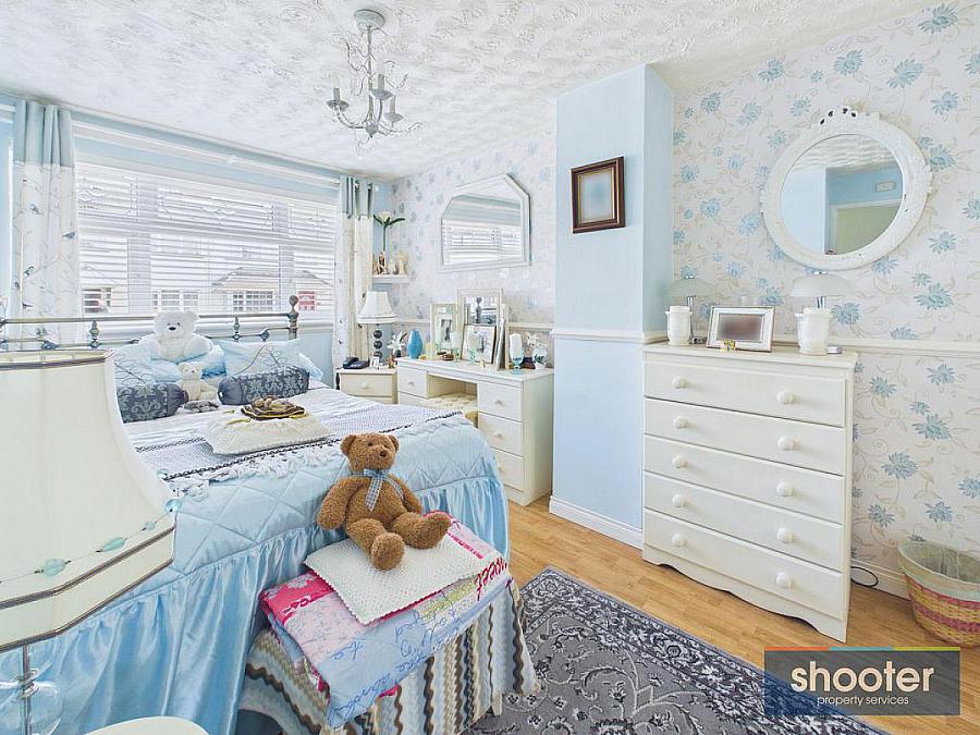 15 Violet Hill Avenue