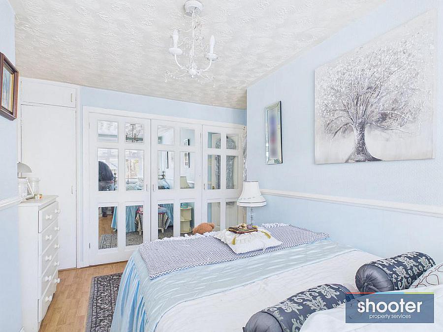 15 Violet Hill Avenue