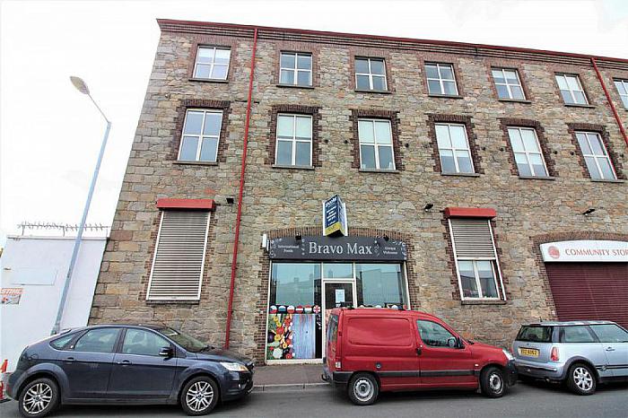28 Cornmarket 28 Cornmarket