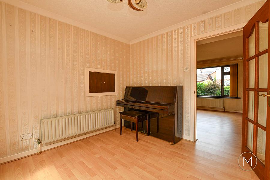 7 Vicarage Gardens