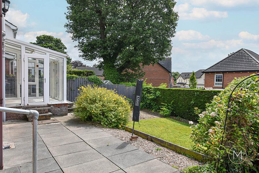 7 Vicarage Gardens
