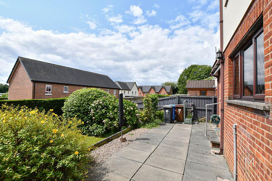7 Vicarage Gardens