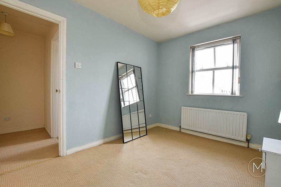 11 Riverside Mews