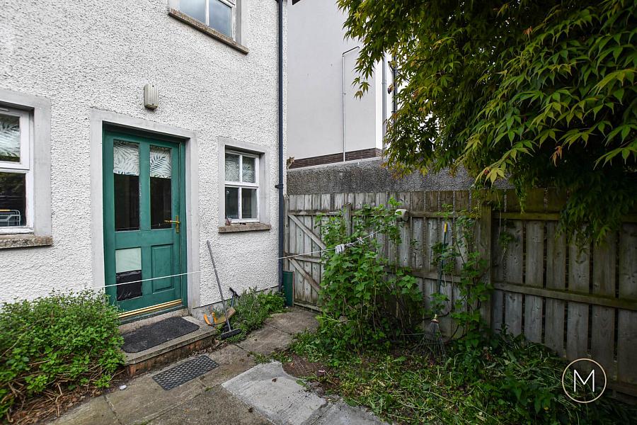 11 Riverside Mews