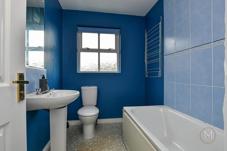 11 Riverside Mews 11 Riverside Mews