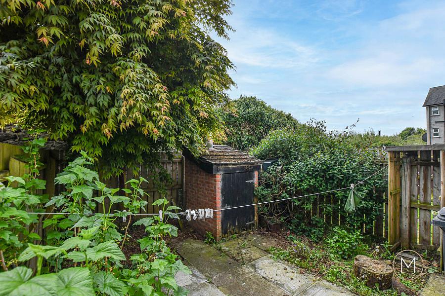 11 Riverside Mews