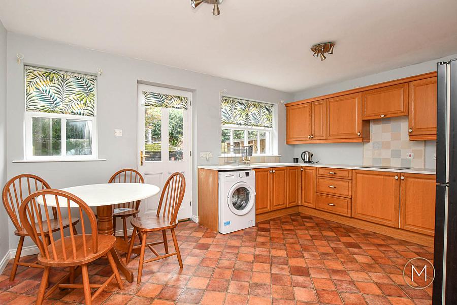 11 Riverside Mews 11 Riverside Mews