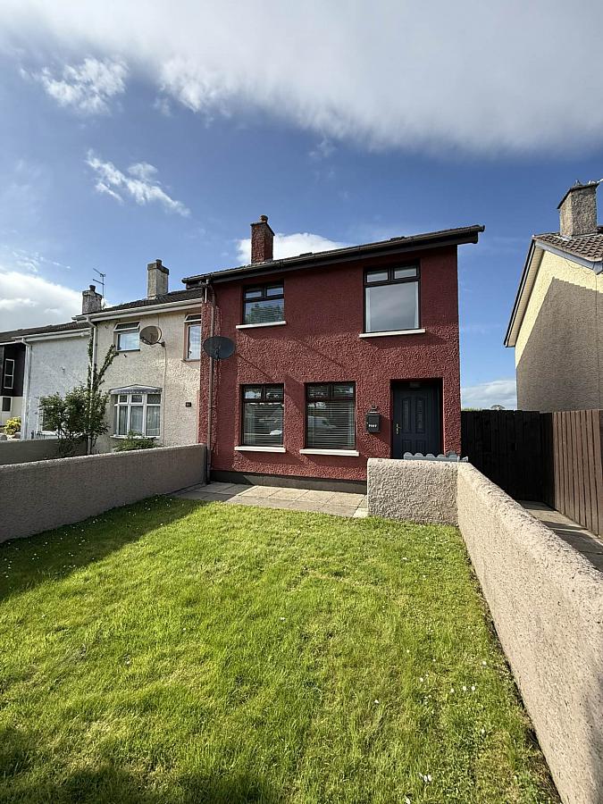 33 Coolsythe Walk,antrim, BT41 3EB