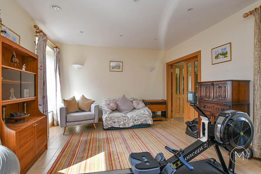 4 Nursery Grove