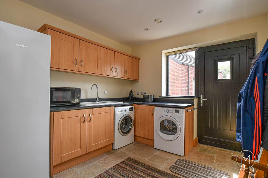 4 Nursery Grove