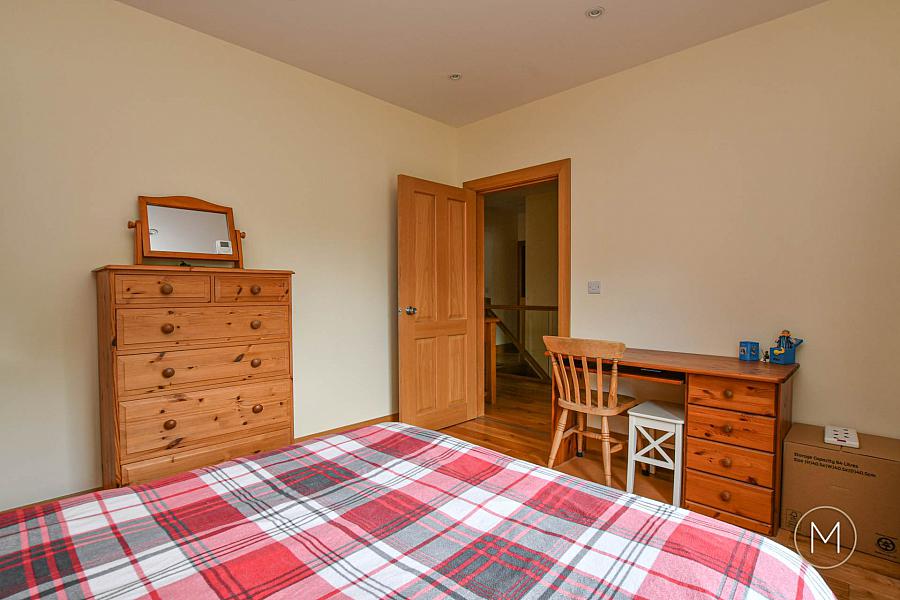 4 Nursery Grove
