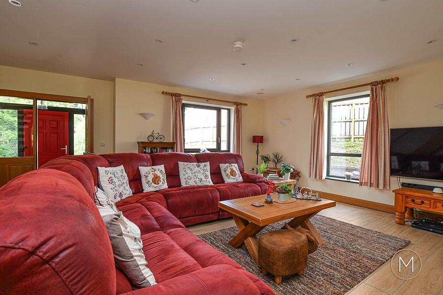 4 Nursery Grove