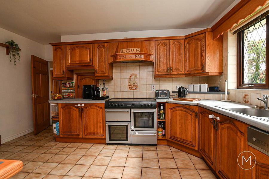4 Parkhall Court