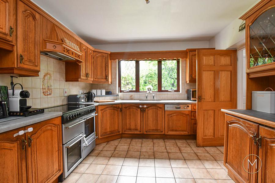 4 Parkhall Court