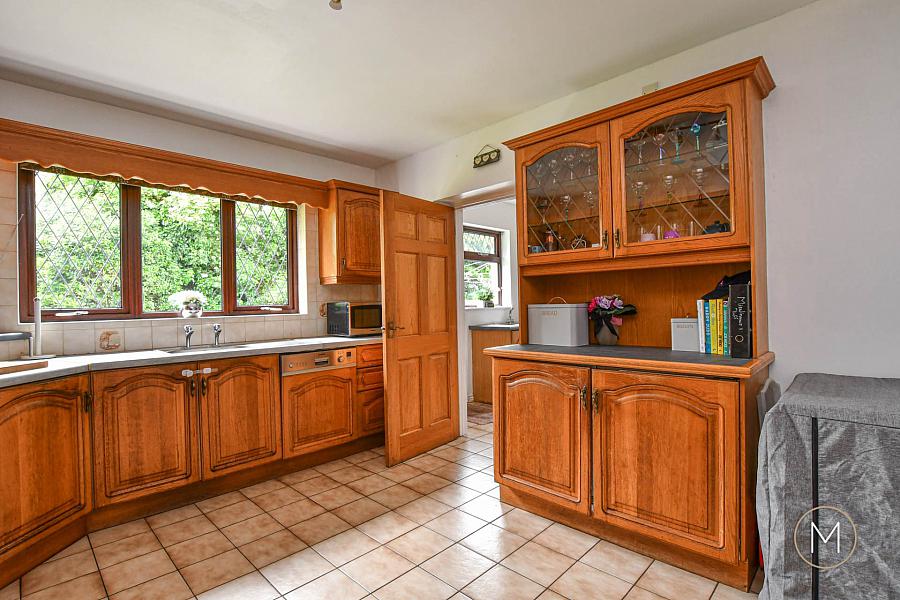 4 Parkhall Court