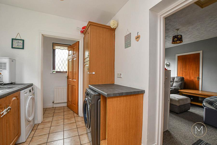 4 Parkhall Court